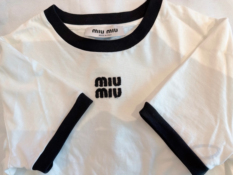 二手精品自賣❤️Miu Miu經典款拼布刺繡字母logo黑白撞色短T.短袖T恤上衣.近新.XS號-3