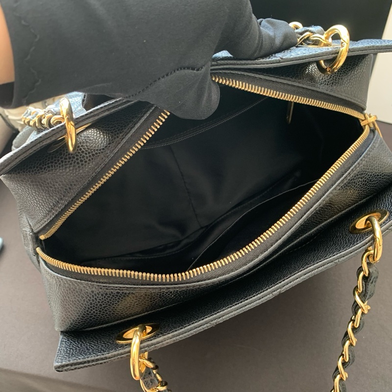 香奈儿/Chanel GST（Grand Shopping Tote）黑金荔枝纹牛皮 小号 链条托特包 尺寸：25 * 19厘米 镭射15开 单包。-5