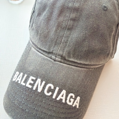 二手精品自賣❤️Balenciaga巴黎世家灰色刷白帽.復古款棒球帽.58公分L號