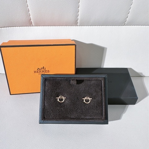 Hermes 愛馬仕 Echappée 玫瑰金小 Q 耳釘，小號