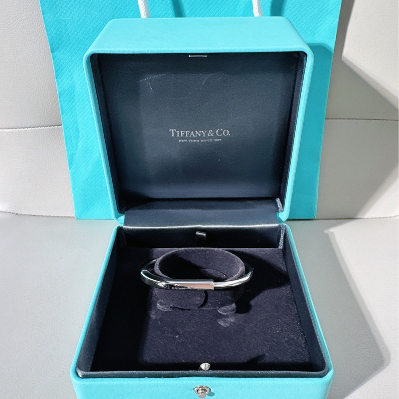 Tiffany&co.蒂芙尼 18k白金lock系列 最新款手鐲 M 號尺寸-0