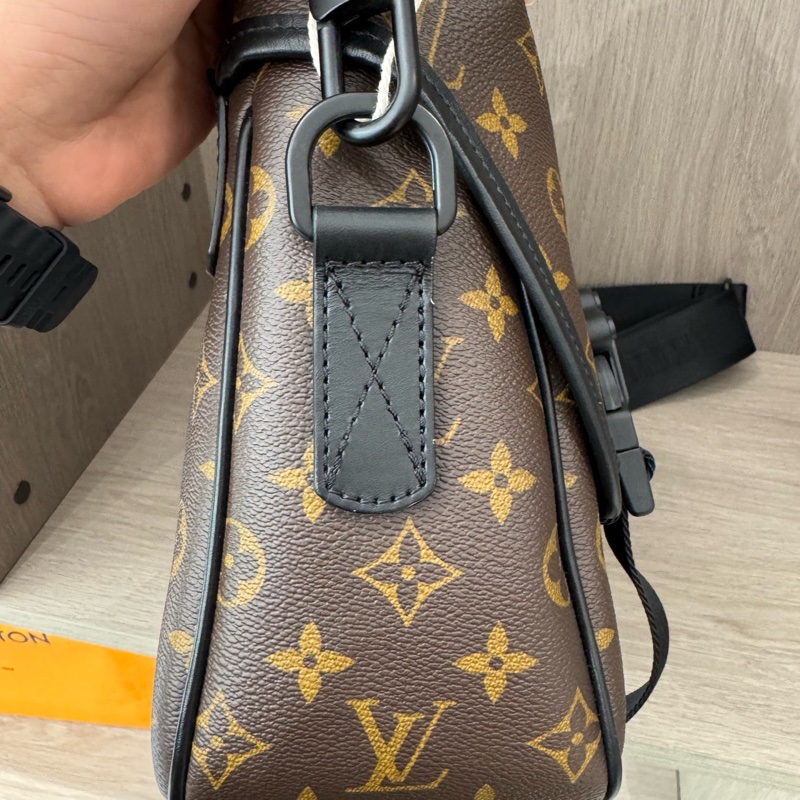 Louis Vuitton 路易威登 棕老花貓爪郵差包兩用包 底28-3