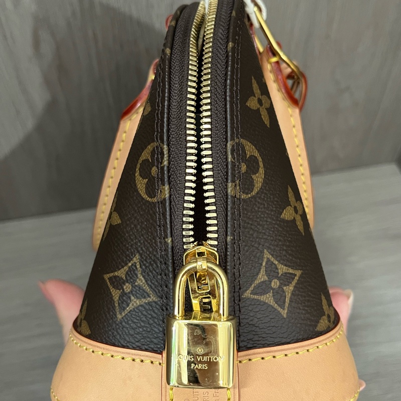 Louis Vuitton 路易威登 棕老花貝殼BB兩用包 底24-2