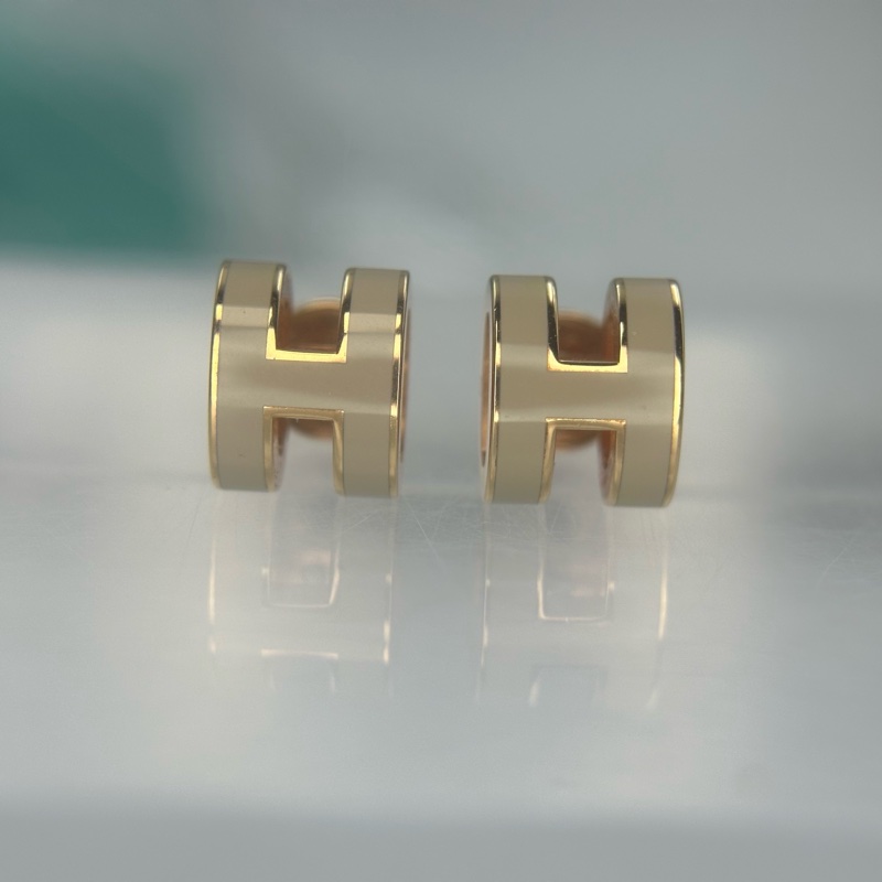 Hermès 愛馬仕 奶茶色琺瑯H耳釘 🈚附件-0