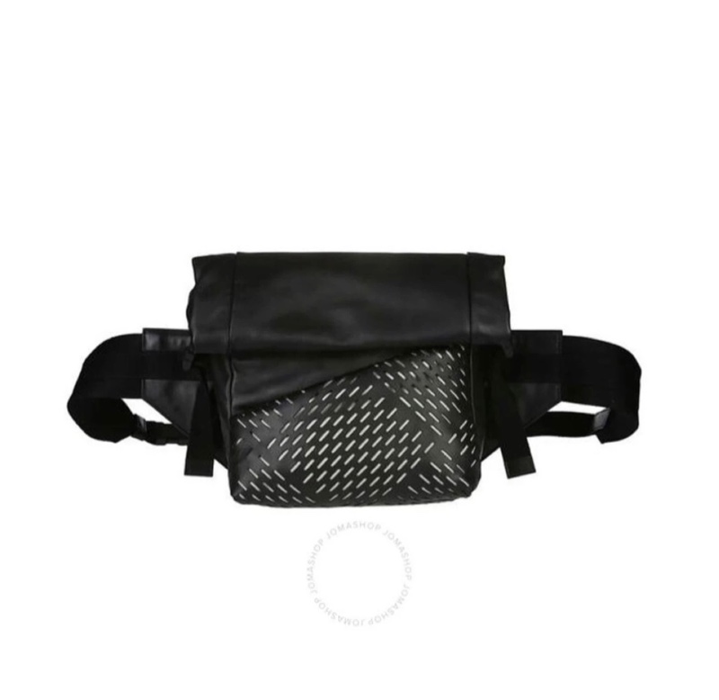 BOTTEGA VENETA 黑 鏤空 牛皮 拉鍊 胸包 胸口包 腰包 斜背包-2