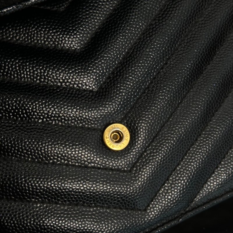 YSL 經典V紋粒面牛皮WOC - 19 黑金-8