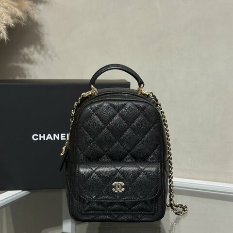 CHANEL 粒面牛皮迷你後背包 - 黑金