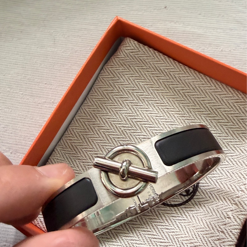 HERMES Trench黑色手環-5