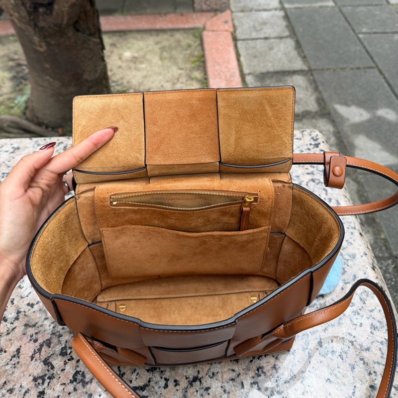 Bottega Veneta-Arco33焦糖色｜中號 手提托特包-3