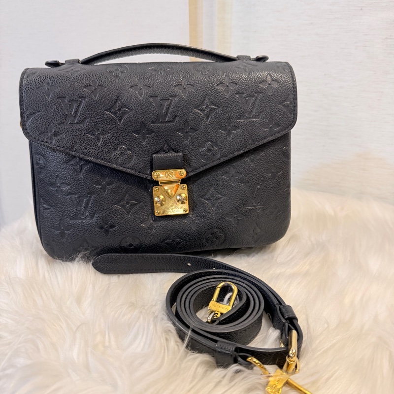 LV MÉTIS 黑牛皮 附背帶-3