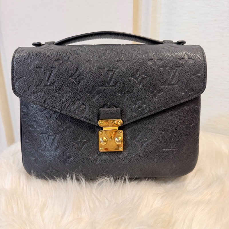 LV MÉTIS 黑牛皮 附背帶-6