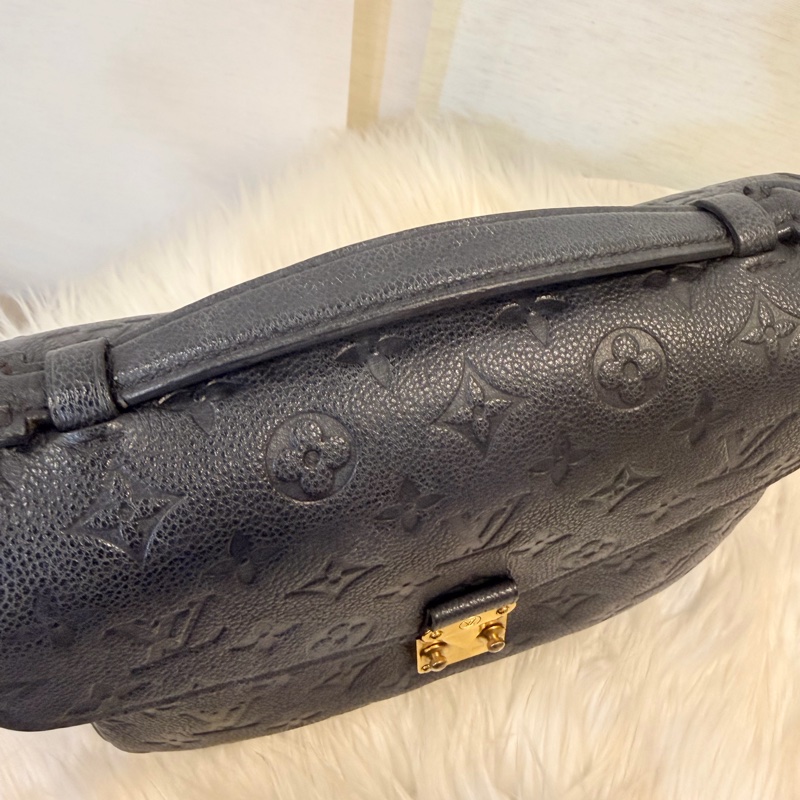 LV MÉTIS 黑牛皮 附背帶-12