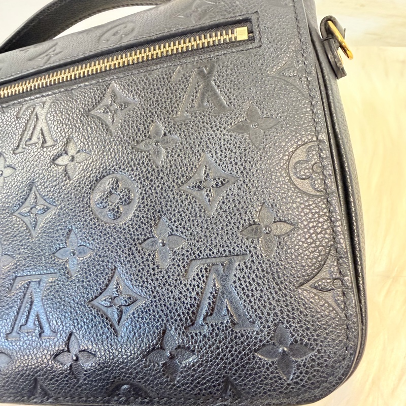 LV MÉTIS 黑牛皮 附背帶-16