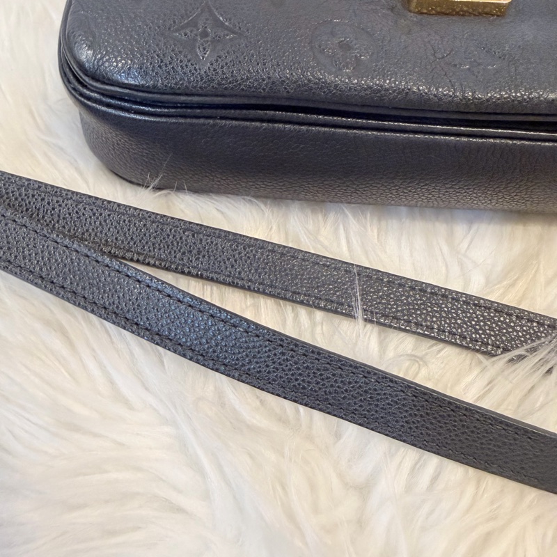 LV MÉTIS 黑牛皮 附背帶-42