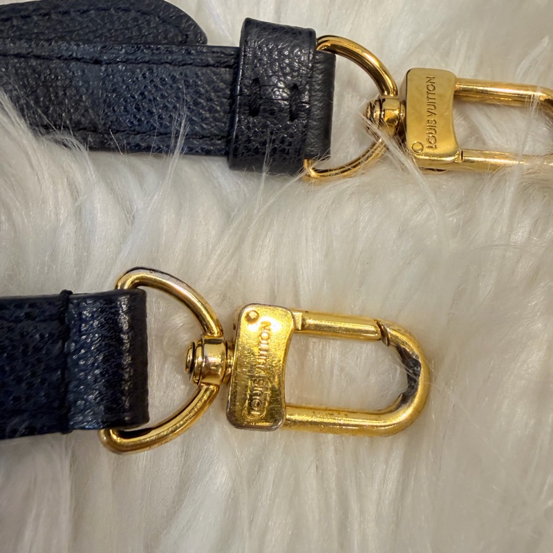 LV MÉTIS 黑牛皮 附背帶-57