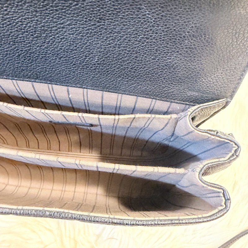 LV MÉTIS 黑牛皮 附背帶-70