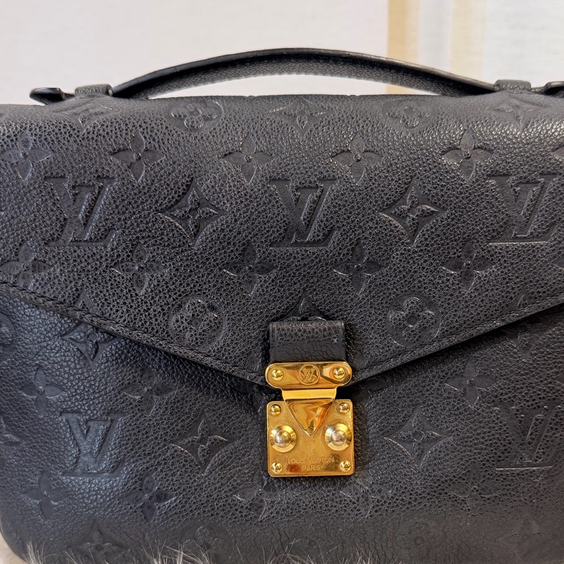 LV MÉTIS 黑牛皮 附背帶-76