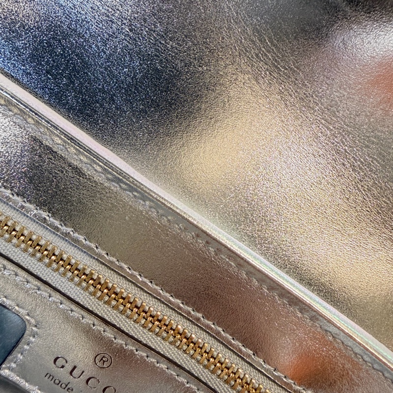 Gucci marmont 珠光羊皮鞋背包-31