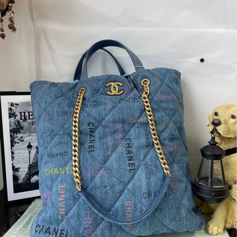 Chanel 22P Tote
