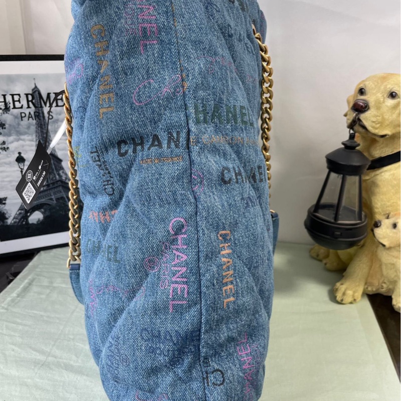 Chanel 22P Tote-3