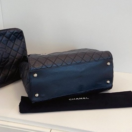 香奈兒/Chanel 黑銀菱格牛皮 雙C吊墜子母Tote-7