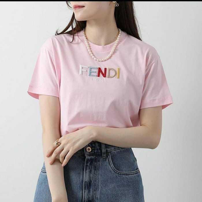 💎Han's house精品服飾💎FENDI 芬迪 立體 刺繡 短 T 義大利製 現貨 青年款-0
