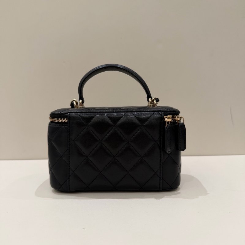 芯片款 香奈兒/Chanel 黑金羊皮手柄盒子包-1