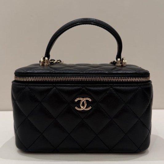 芯片款 香奈兒/Chanel 黑金羊皮手柄盒子包-5