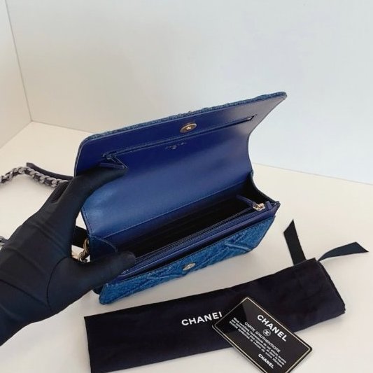 近新品 香奈兒/Chanel 深色丹寧金扣19bag繫列Woc鏈條包-8