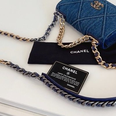 近新品 香奈兒/Chanel 深色丹寧金扣19bag繫列Woc鏈條包-9