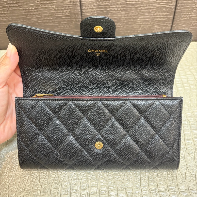 Chanel 黑荔枝皮金釦下蓋12卡長夾AP0241-5