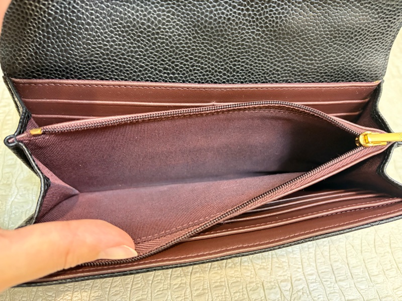Chanel 黑荔枝皮金釦下蓋12卡長夾AP0241-7
