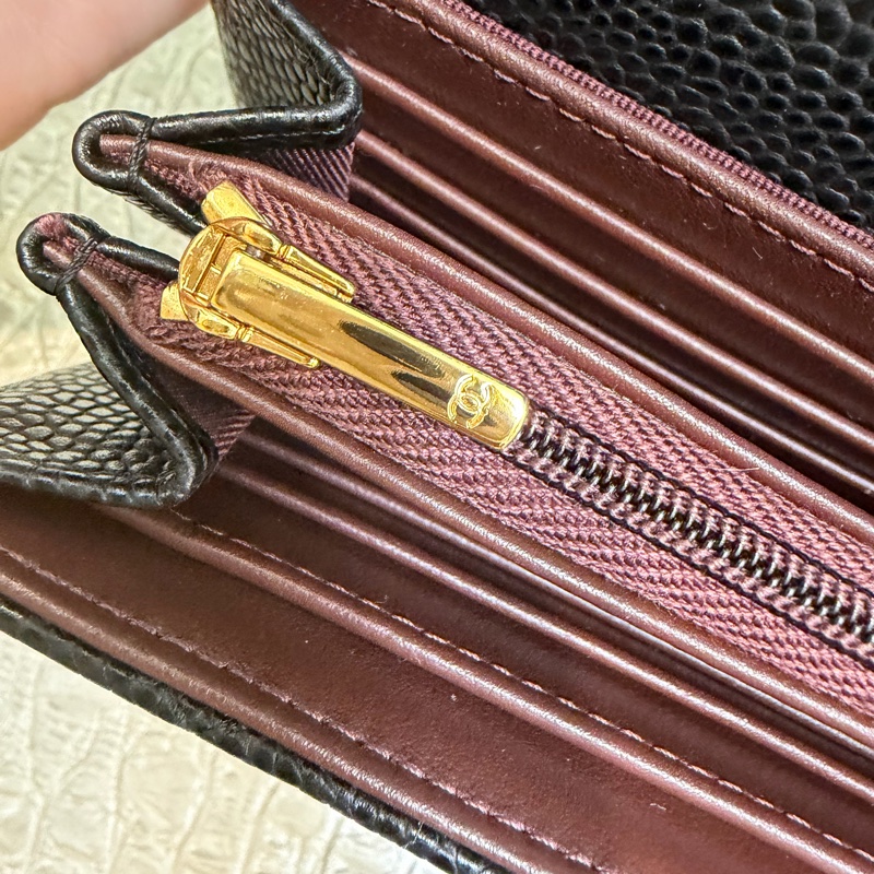 Chanel 黑荔枝皮金釦下蓋12卡長夾AP0241-8