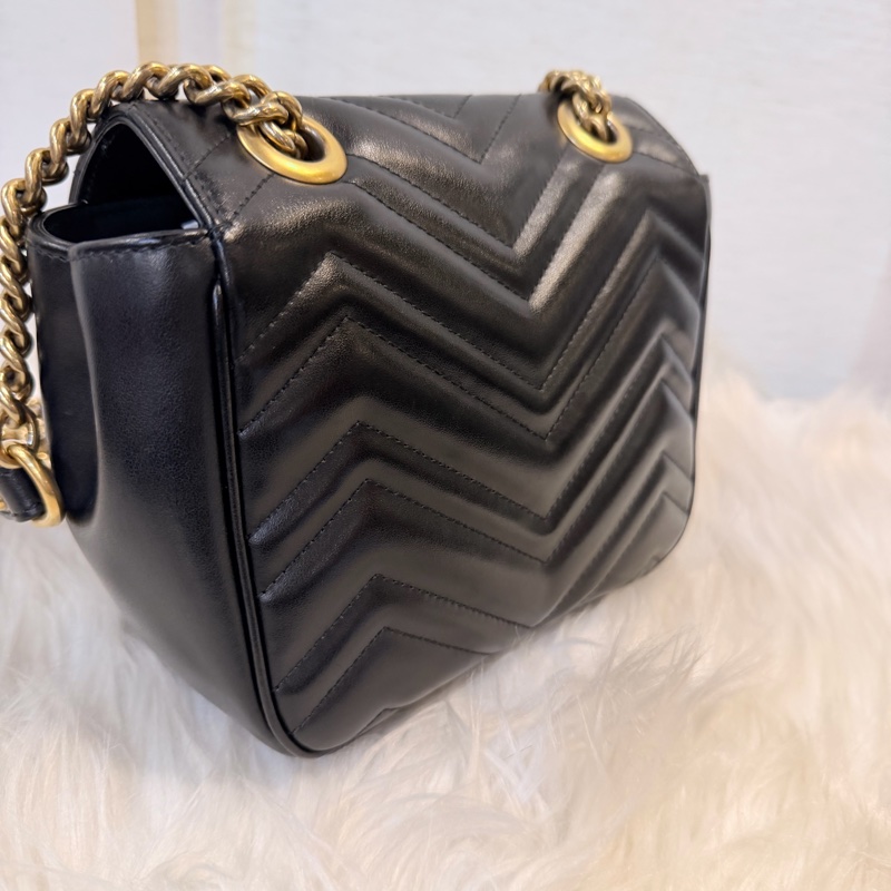 Gucci 黑金marmont 復古鞋背包-16