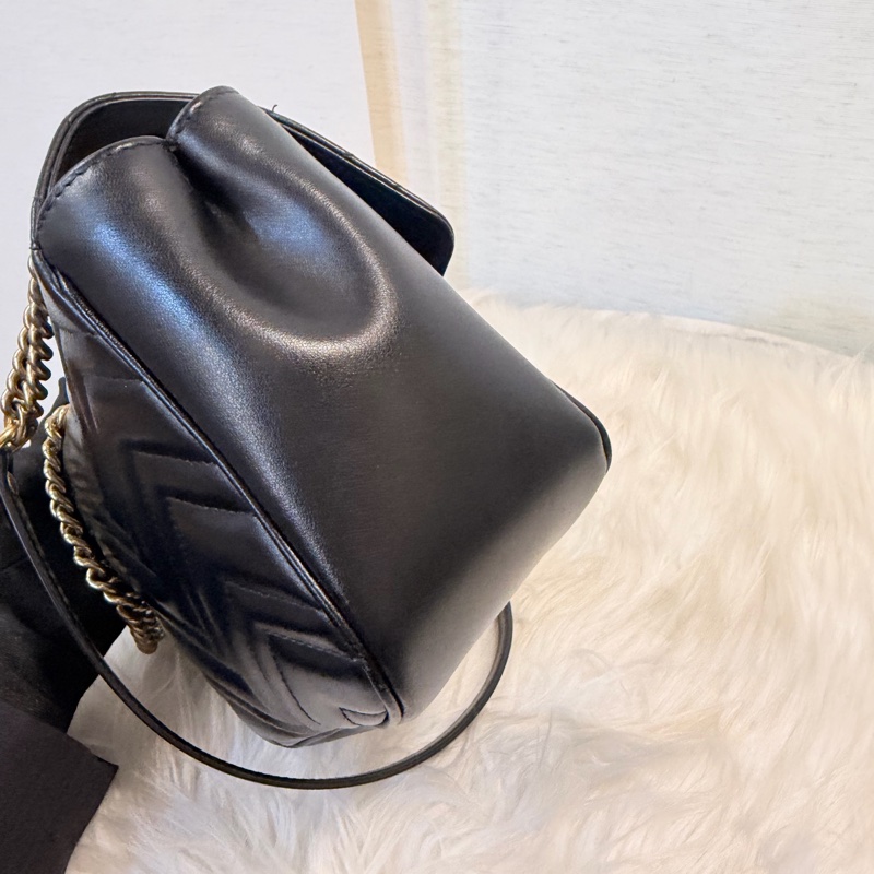 Gucci 黑金marmont 復古鞋背包-21