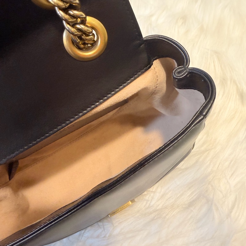 Gucci 黑金marmont 復古鞋背包-26
