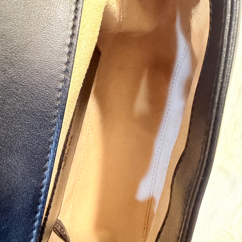 Gucci 黑金marmont 復古鞋背包-27