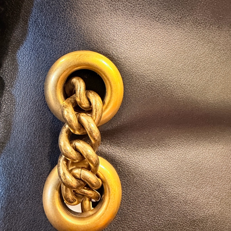 Gucci 黑金marmont 復古鞋背包-39