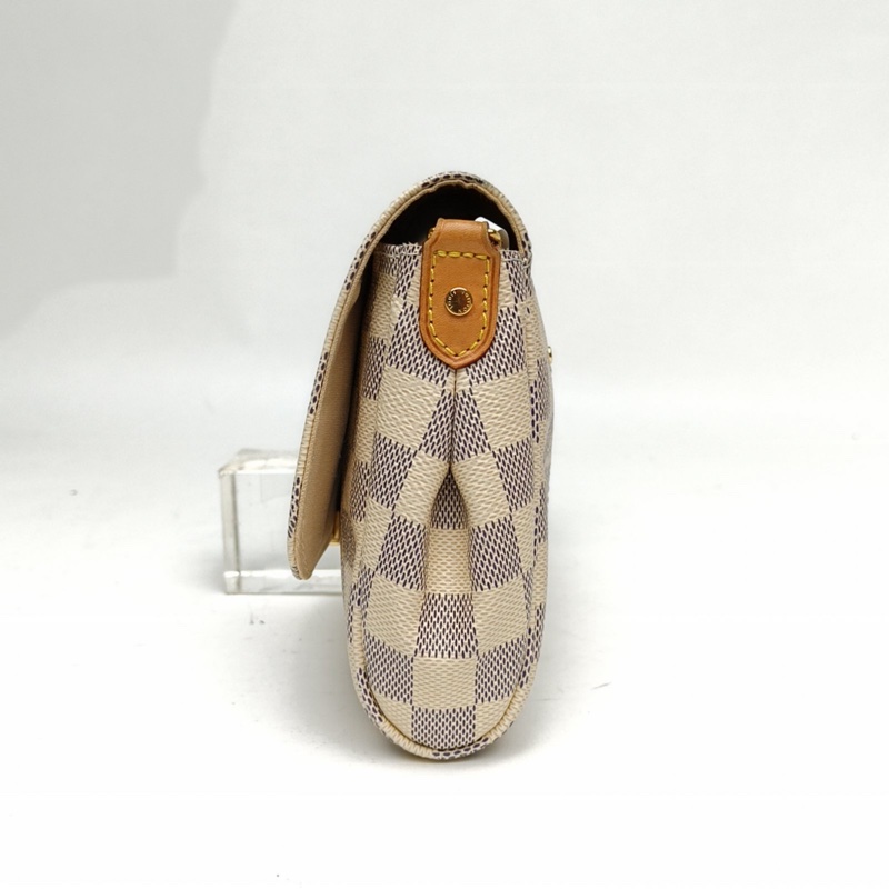 LOUIS VUITTON Favorite小號24白棋格PVC2016肩背包-1