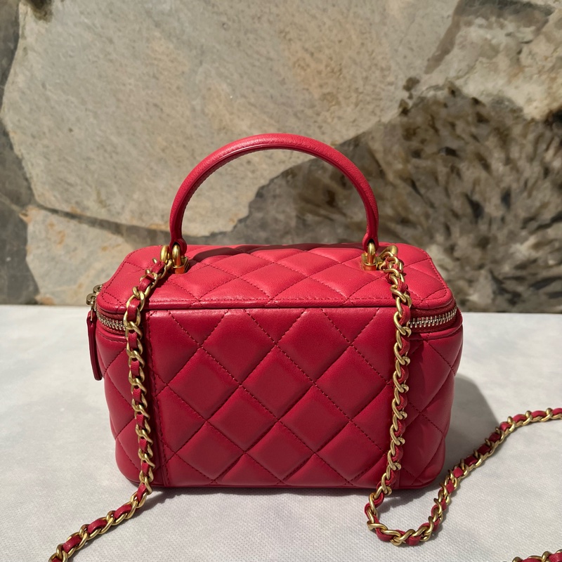 Chanel莓紅羊霧金鏈handle長方盒-3