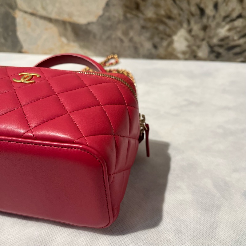 Chanel莓紅羊霧金鏈handle長方盒-6