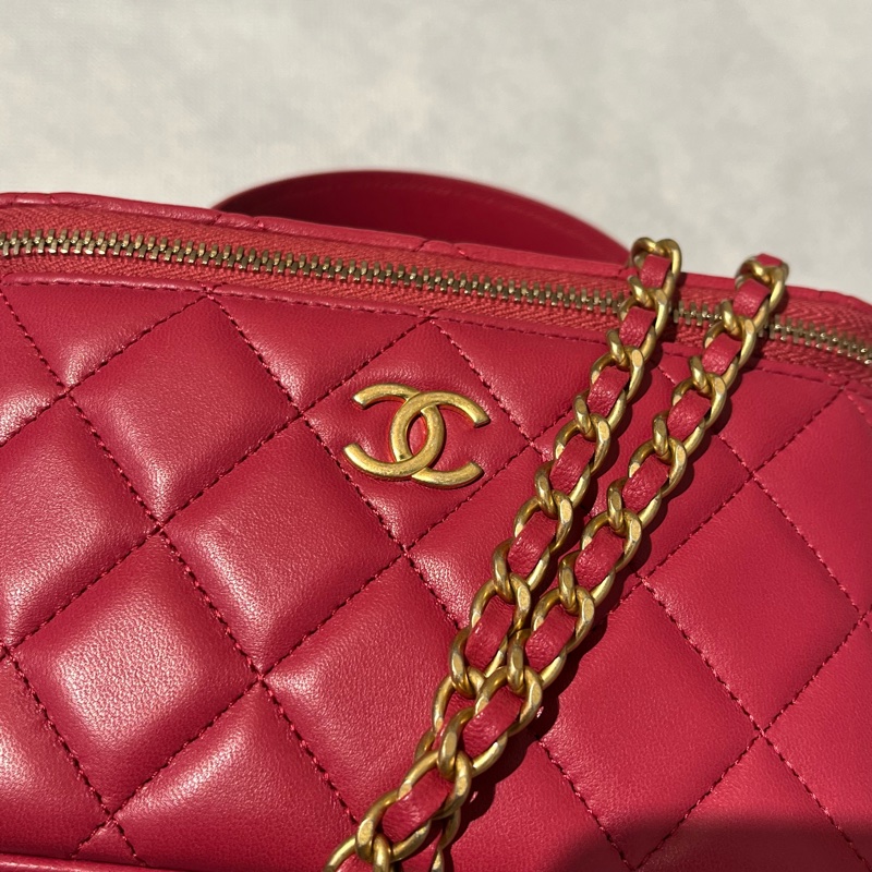Chanel莓紅羊霧金鏈handle長方盒-8