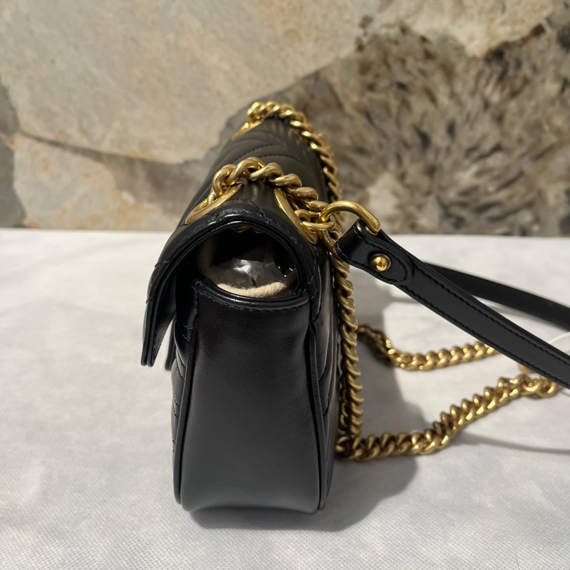 Gucci 黑金牛皮marmont 22cm掀蓋斜背包-2