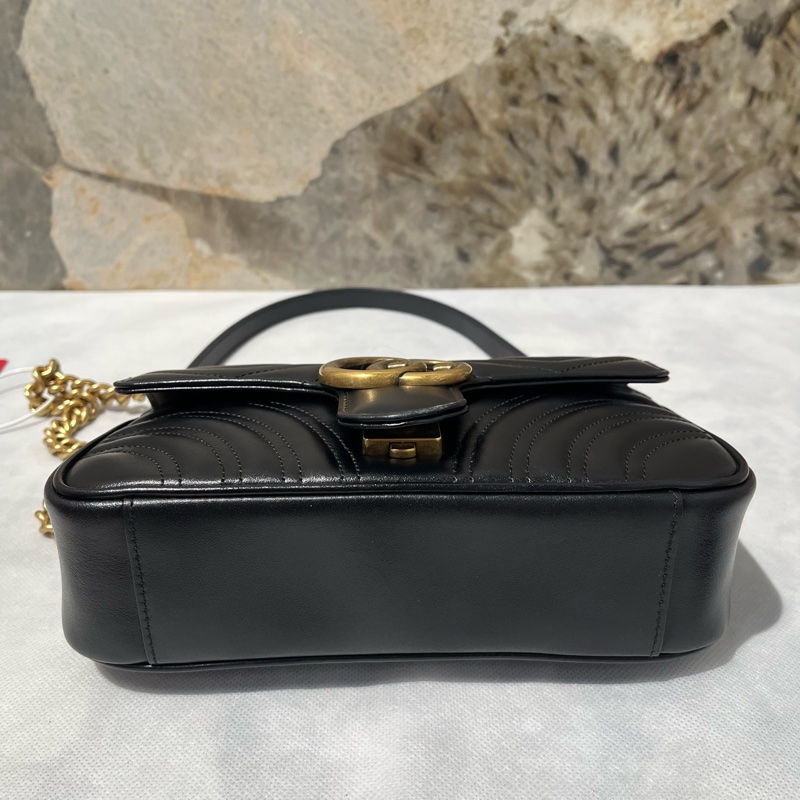 Gucci 黑金牛皮marmont 22cm掀蓋斜背包-4