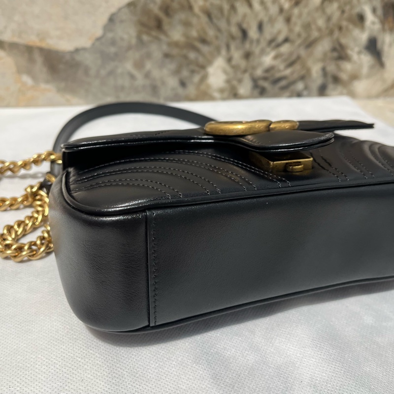 Gucci 黑金牛皮marmont 22cm掀蓋斜背包-5