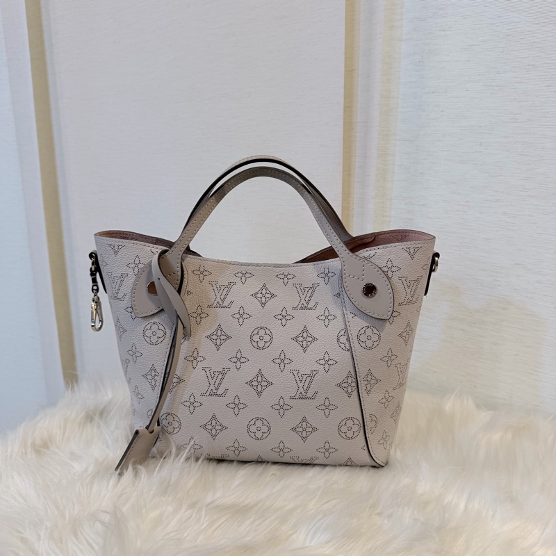 LV 米灰色 Hina pm 手提斜背包-9
