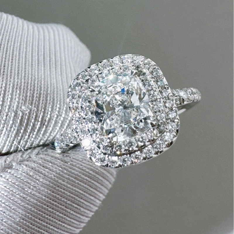 Tiffany蒂芙尼 Soleste系列 鉑金鑲鑽枕形鑽石戒指，美碼 4.5 碼，歐碼 48 號-5