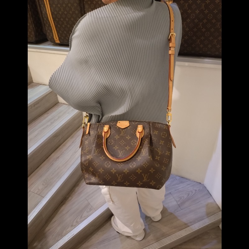 LV 老花抓皺拉鍊兩用包 M48813 turenne-4