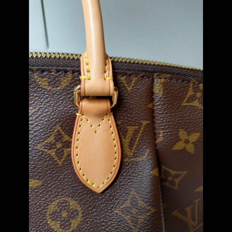 LV 老花抓皺拉鍊兩用包 M48813 turenne-27