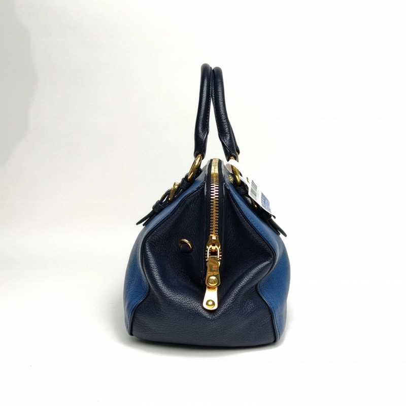 MIUMIU 拼色牛皮金扣托特包單肩包-1
